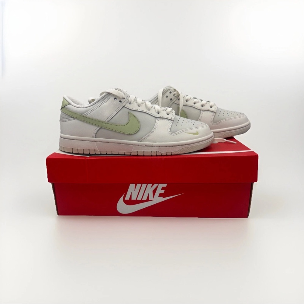 Women's Nike Dunk Low Shoes Sneakers - Phantom Bone Olive Aura IB3484-001